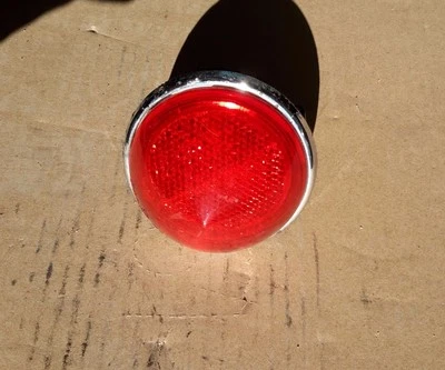 Luz trasera opel rekord modelo 1961 Foto 1 de 2