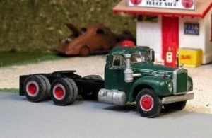 HO 1:87 Sylvan Scale Models # V-220 1955-66 Mack B-75 mit B Day Cab Tandemachse KI - Bild 1 von 1