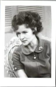 Betty White Sitting B&W Photo 2.5 x 3.5 Refrigerator Photo - SD1 - Picture 1 of 1