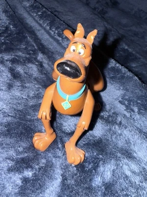 Hanna-Barbera Scooby-Doo 4" ACTION FIGURE TOY - Image 1 of 3