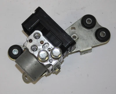ABS Hidroagregador Módulo De Presión Bomba Suzuki GSX-8 S WEM2 (Almacén 9-25) - Imagen 1 de 4