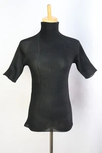Special Price! ISSEY MIYAKE Black Pleats High Neck Short Sleeve Top 056 0525 - Picture 1 of 7