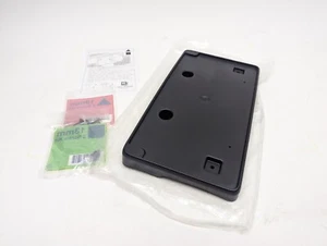 21-23 CHRYSLER PACIFICA FRONT LICENSE PLATE BRACKET 68445701AA-A - Picture 1 of 3