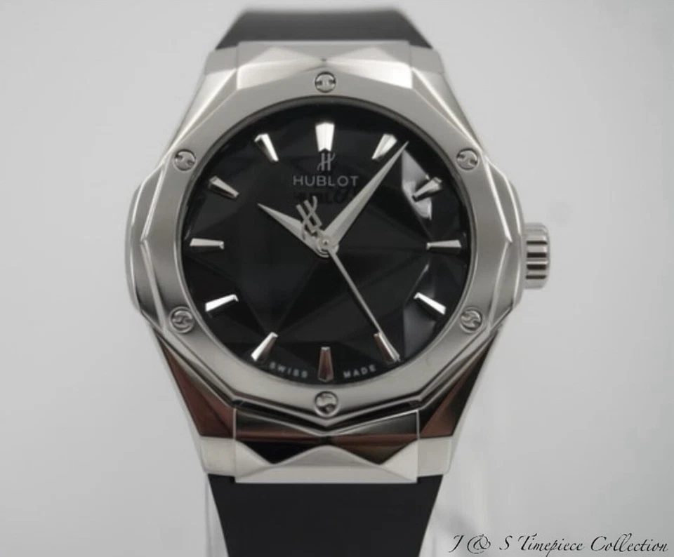 Hublot Classic Fusion Orlinski Titanium 40MM 550.NS.1800.RX.ORL19 US$ 12,6K - Imagem 1 de 4