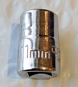 CRAFTSMAN TOOLS EE44309, 3/8" DRIVE, 11MM. SOCKET, SHALLOW, 12 POINT *USA* - Picture 1 of 9