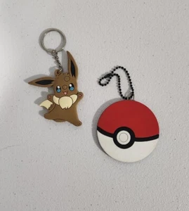 Pokemon Eevee And Poke Ball Keychains Lot - Picture 1 of 6