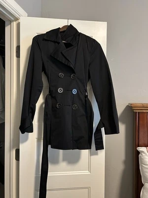 Женское черное тренч Express W размер Small с ремнем и карманами - Изображение 1 из 4