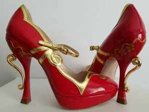 MIU MIU IMPRESIONANTE TAZA DE TÉ ORO ROJO MARY JANE ZAPATOS DE SALÓN UE 40 9 ME ENCANTAN - Imagen 1 de 12