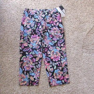 NUEVO CON ETIQUETAS Relativity 10 P Confort Cintura Cremallera Lateral Negro Rosa Floral Pantalones Cortos Capris - Imagen 1 de 2