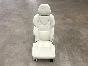 ⭐2016-2024 VOLVO XC90 REAR 2ND ROW RIGHT PASS SIDE SEAT WHITE OEM LOT2513 - Picture 1 of 24