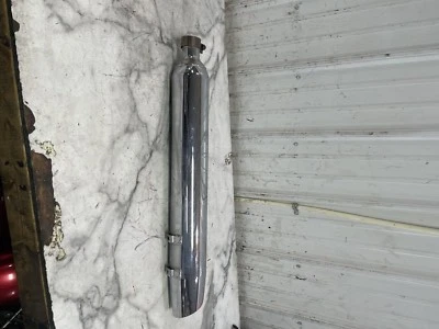 07 Yamaha XVZ1300 XVZ 1300 Royal Star Venture tubo de escape silenciador direito - Imagem 1 de 4