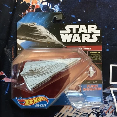 Star Wars Hot Wheels Die-Cast Star Destroyer #28 (2015) com Navegador de Voo BNIP - Imagem 1 de 4