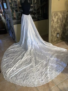 TRAIN Only Satin abnehmbare aufwendige Perlen für Brautkleid Brautkleid 105" - Bild 1 von 4