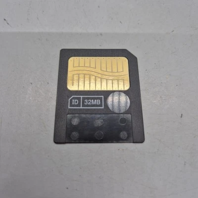 Smart Media Memory Card 32MB - Image 1 of 2