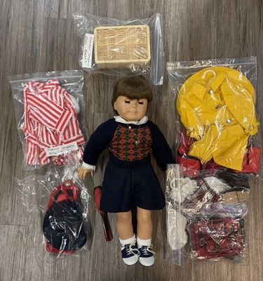 LOTE DE American Girl Molly Doll Pleasant Company con ropa y accesorios Foto 1 de 4