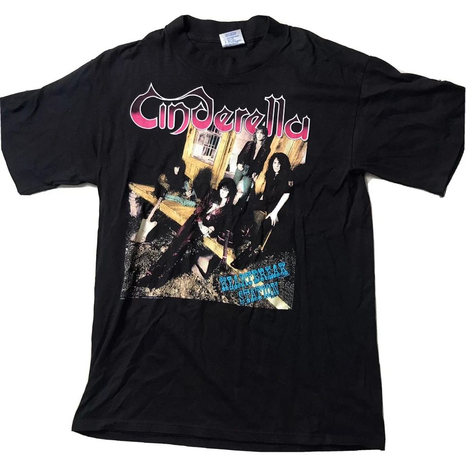 vintage 1991 Cinderella World Tour T Shirt L - Image 1 of 4