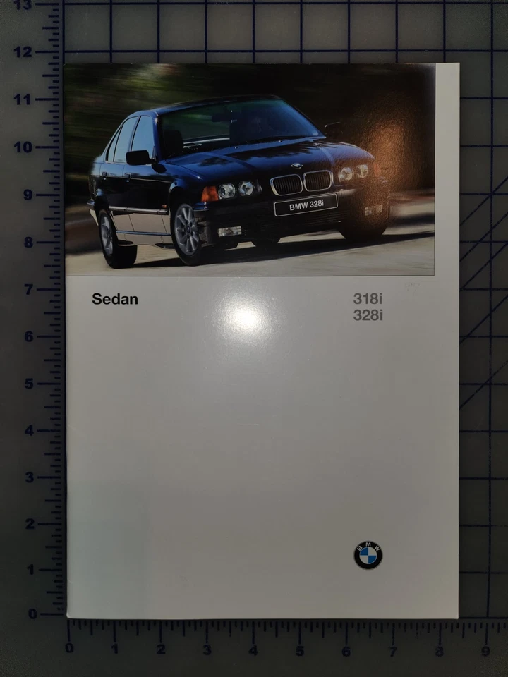 BMW Serie 3 1997 sedán folleto 318i 328i Foto 1 de 1
