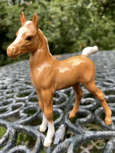 Stunning Beswick Arab Foal In Palomino Model 1407 By A.Gredington A/f - Picture 1 of 11