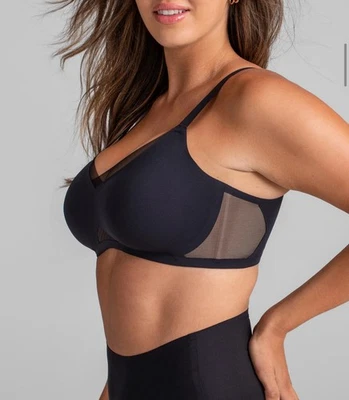 Honey Love Liftwear Crossover Bra in Runway - Size Medium M Black - Image 1 of 4