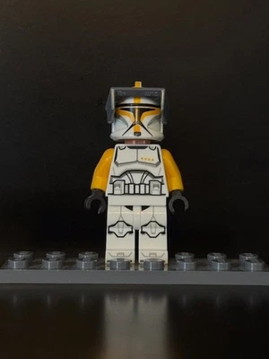 Minifigura LEGO Star Wars Clone Commander genuina Foto 1 de 2