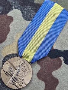 Medalla Conmemorativa Italiana Terremoto Friuli 1976 Decoración Honoreficencia - Imagen 1 de 2