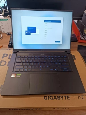 GIGABYTE AERO X16 Laptop Gaming 16" WQXGA 165Hz Ryzen AI 7 - Immagine 1 di 3