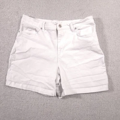 Gloria Vanderbilt Shorts Womens 12 White Amanda All Around Slimming Denim Jean - Image 1 of 4