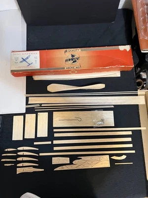 RARE VINTAGE 1940’s Midwest GOLLYWOCK Model S-1 kit in original box. No Plans - Image 1 of 4