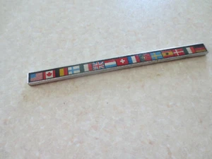 Orig Oldsmobile International flags car metal badge /// emblem - - - -- ---- - Picture 1 of 4