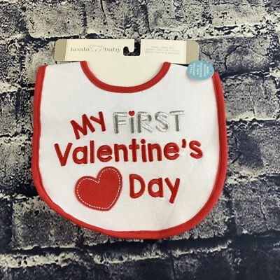Babador para dentição Dia dos Namorados Meu Primeiro Dia dos Namorados CORAÇÃO - Imagem 1 de 4