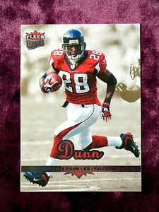Warrick Dunn 2006 Fleer Ultra Dorado #8 Como Nuevo Atl Falcons Camiseta FSU Noles Tarjetas Cuartel General - Imagen 1 de 2