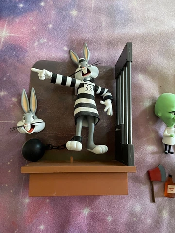 2 Looney Tunes/Bugs Bunny action figure sets Cover