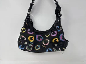 VNTG Y2k XOXO Schultertasche Handtasche schwarz bunt Logo Print Canvas Kunstleder - Bild 1 von 12