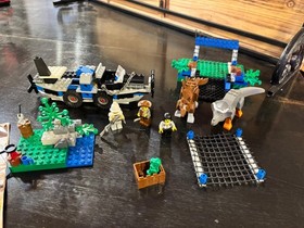 LEGO Adventurers: All Terrain Trapper (5955) - only missing a few pieces