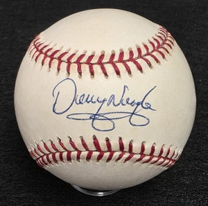 DENNY NEAGLE signierter offizieller Baseball-ZWILLINGE-BRAVES-REDS-YANKEES-JSA - Bild 1 von 9