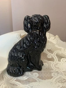 Vintage Staffordshire Black Mantle Porcelain Dog.(Wally Dug) - Picture 1 of 9