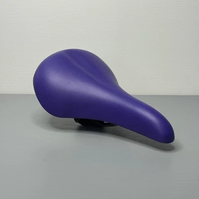 Retro BMX Saddle Purple NOS 90s Comfort Soft MTB Fixie Hybrid Bicycle BMX Large - Image 1 of 4