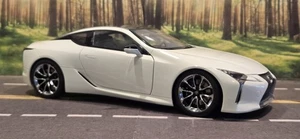 1:18 AUTOart Lexus LC500 weiß Composite Modellauto **LESEN** - Bild 1 von 18