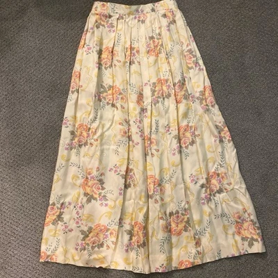 罕见复古组件淡黄色花卉褶饰A字裙 - 阅读 — 第 1/4 张图片