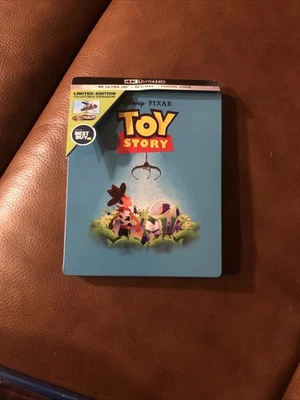 Toy Story 4k UHD Blu-Ray Best Buy Steelbook with Back Art  Foto 1 de 4