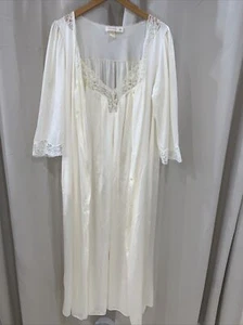 Barbizon Vintage Peignoir MEDIUM Ivory Satin 2-Pc Maxi Robe & Gown Pearls & Lace - Picture 1 of 13
