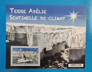 FRENCH ANTARCTIC TERRITORY 2015 ADELIE LAND M/S - PENGUIN - bird stamps MNH - Picture 1 of 1