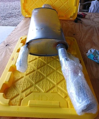 Conjunto de silenciador de escape Walker Quiet-Flow SS55544 tomada compatível com Toyota Rav4 06-12 - Imagem 1 de 3