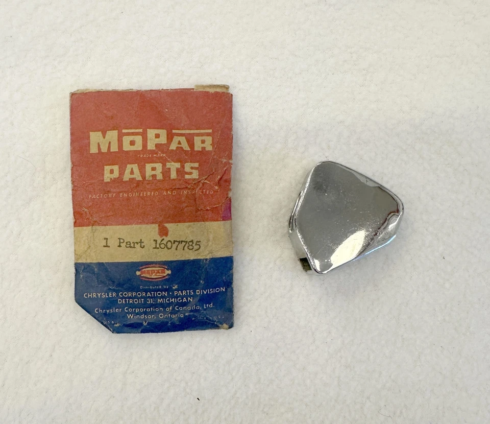 NOS MoPar 1955-56 Chrysler Cowl Vent Knob 300 Windsor Newport New Yorker 55 1956 - Image 1 of 4