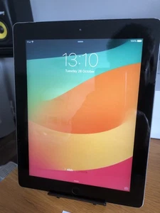 Apple iPad 2 9.7in 32GB Wi-Fi Tablet - Black - Picture 1 of 6