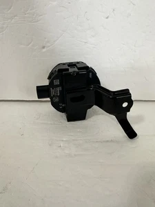 2020-2025 LEXUS ES SERIES VEHICLE APPROACHING SPEAKER 86570-33150 OEM - Bild 1 von 19