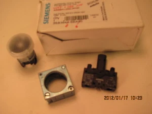 LUZ PILOTO SIEMENS 3SB3648-6BA60 BLANCA 110V. LUM  - Imagen 1 de 2