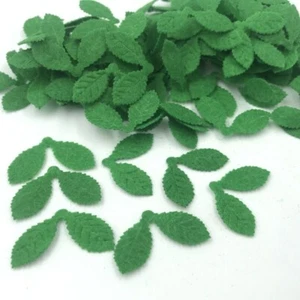 DIY 200pcs Green LeavesFelt Appliques making decoration scrapbooking crafts 33mm - Picture 1 of 3