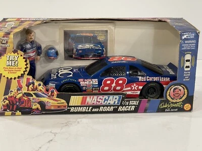 Figura de acción NASCAR Dale Jarrett #88 Plastic Rumble & Roar Toy Biz 1:18 coche de carreras Foto 1 de 4