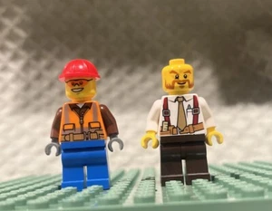 LEGO City Construction Worker And Architect Mini Figures - Picture 1 of 4